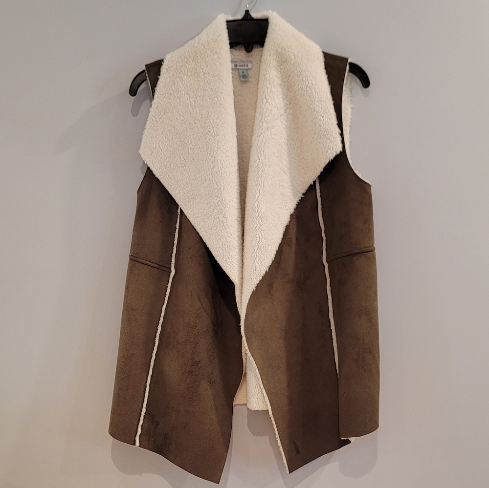 Susina faux suede vest